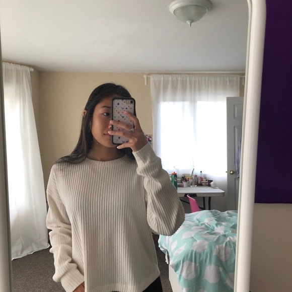 Ribbed knit sweater - Picture 2 of 3